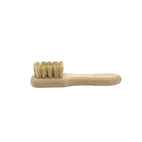 Stain Brush | Remove Stains With A Delicate Touch